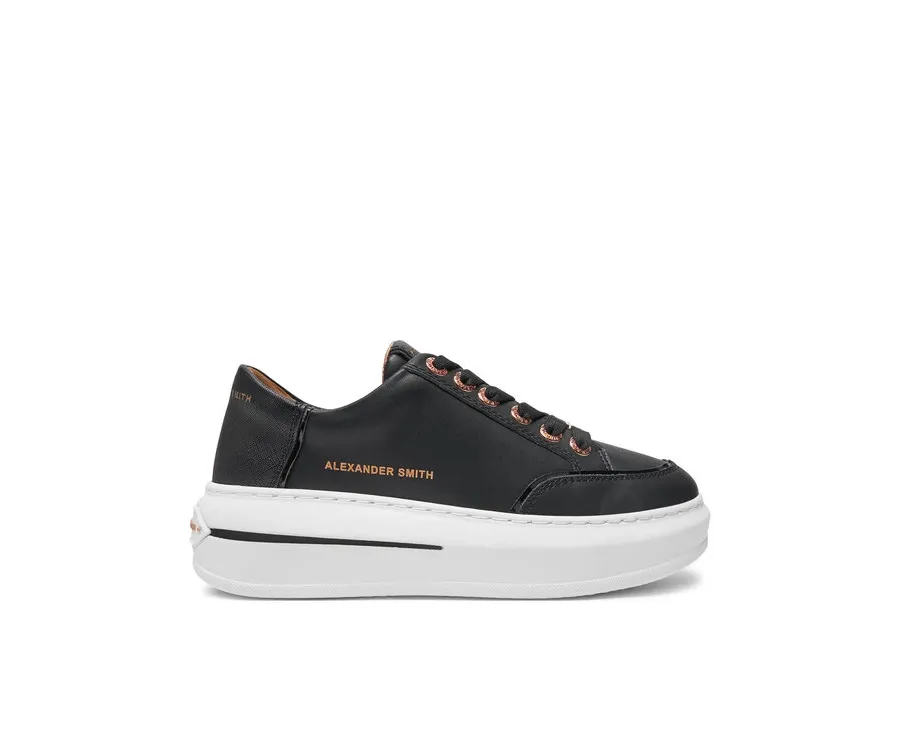 Tuotemerkin historia Alexander Smith 2233