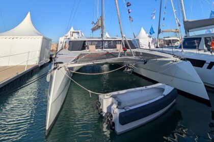 Zaglowe2 katamaraanit