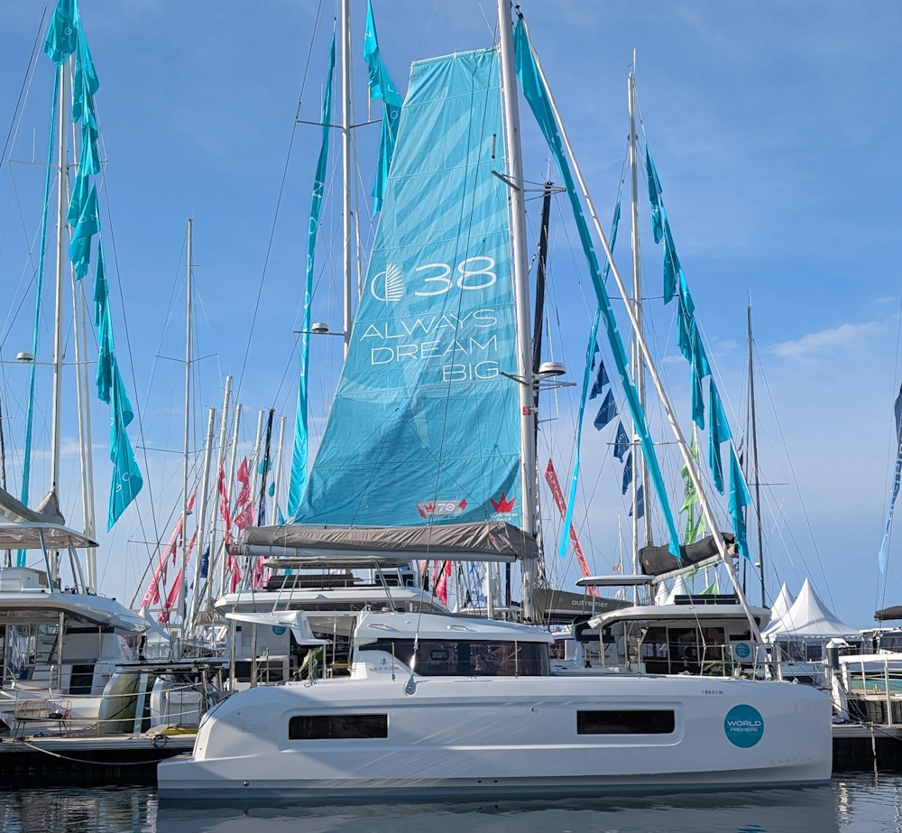 Zaglowe4 katamaraanit