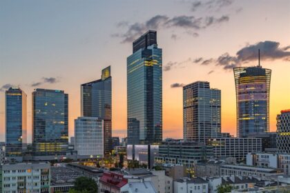 Ennätyksellinen liiketoimi Varsovassa