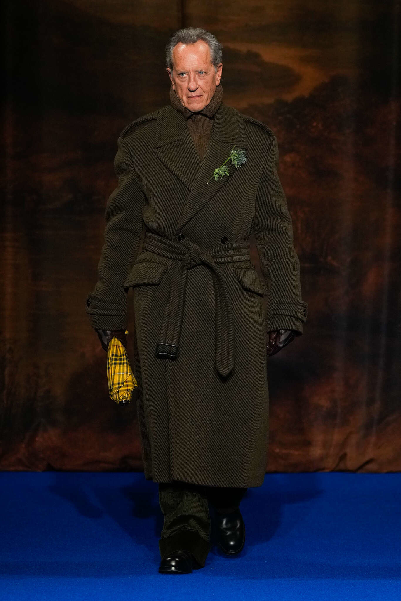 Burberryn näytös Lontoon muotiviikoilla6