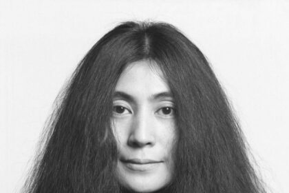 yoko ono lontoolaisessa tate modern -teatterissa