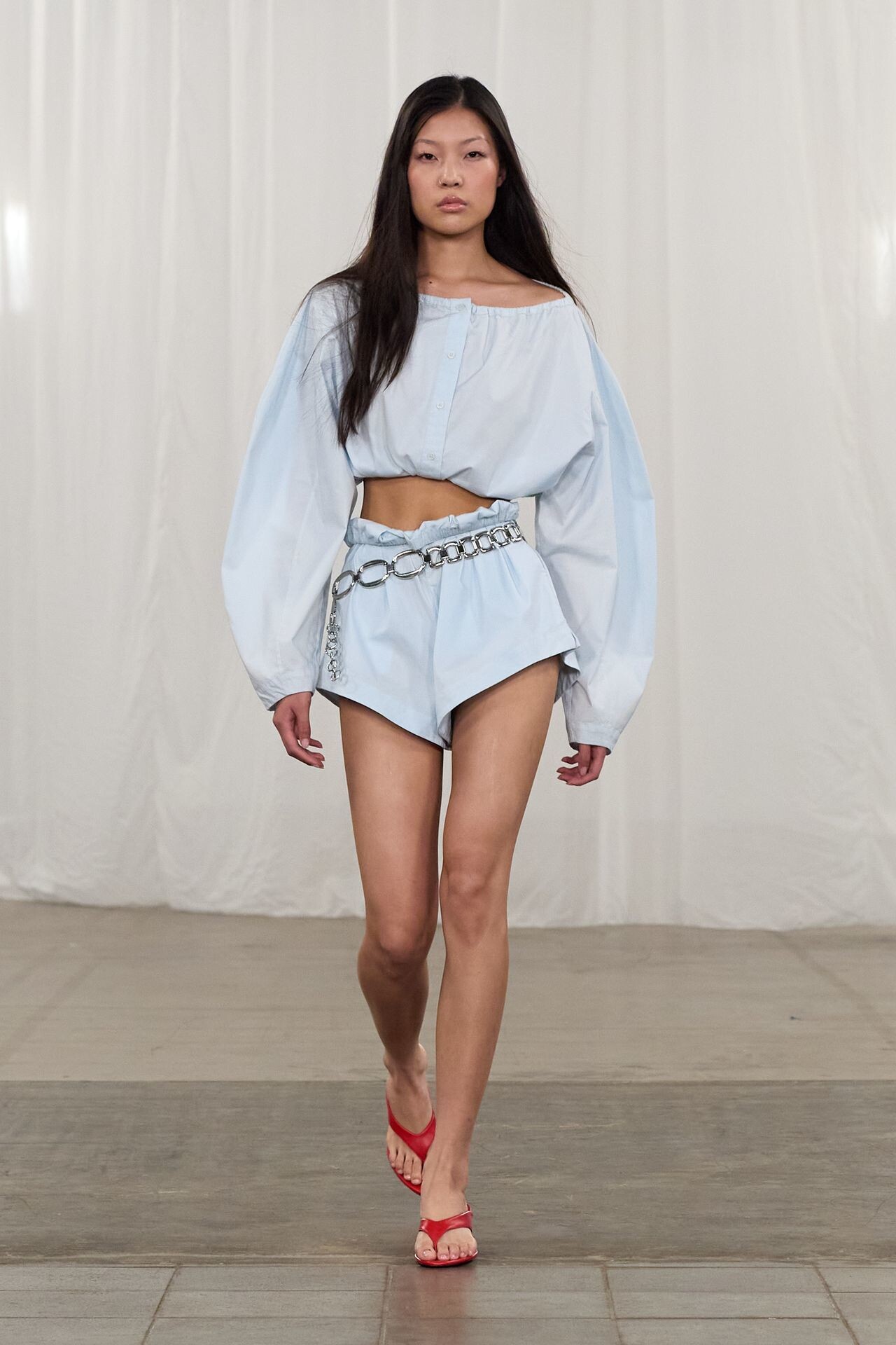 K&ouml;&ouml;penhaminan muotiviikko Ss26 Rotate2