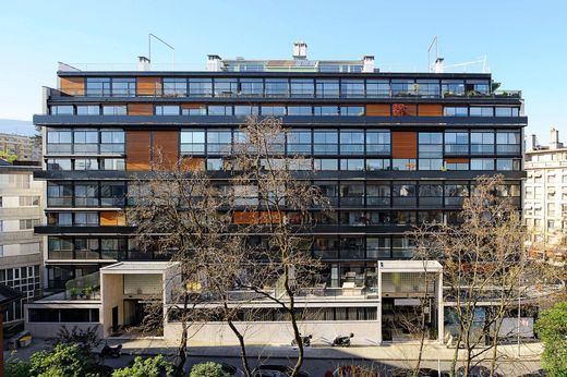 Kiinteist&ouml;t Genevess&auml;