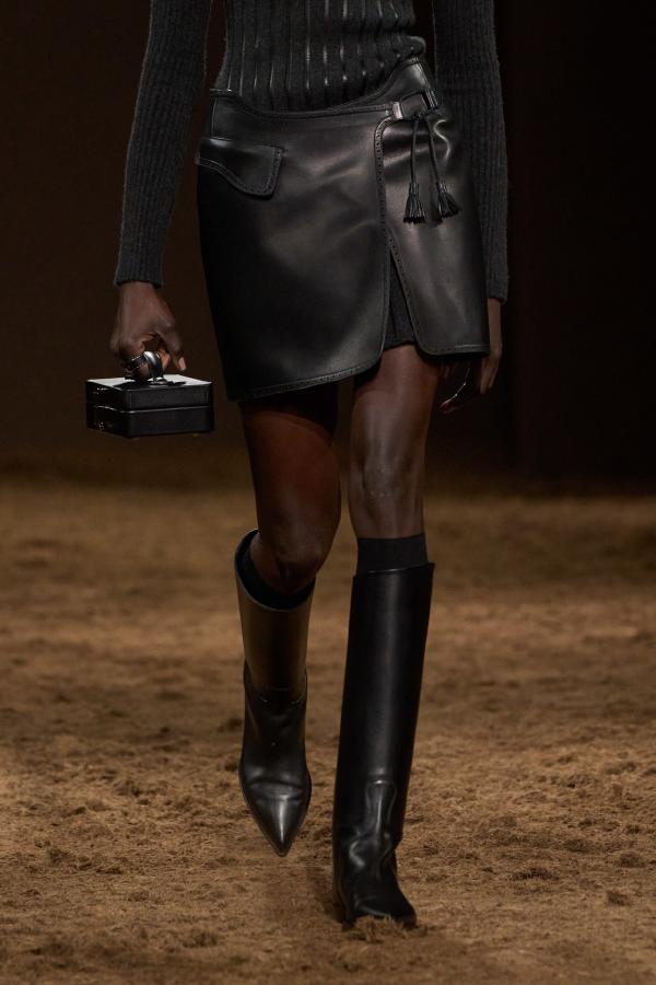 Saappaat 2025 Hermes1