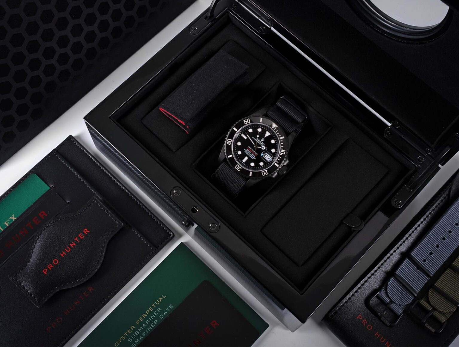 Rolex Pro Hunter Submariner 126610ln Musta Legenda Uudessa Versiossa