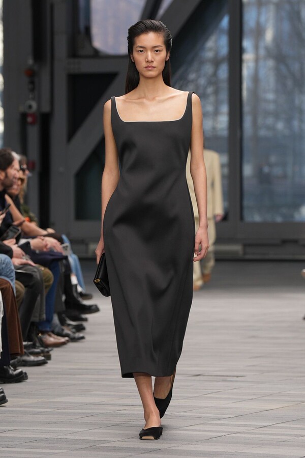 Calvin Klein Myytin ja Nykyisyyden V&auml;liss&auml;2