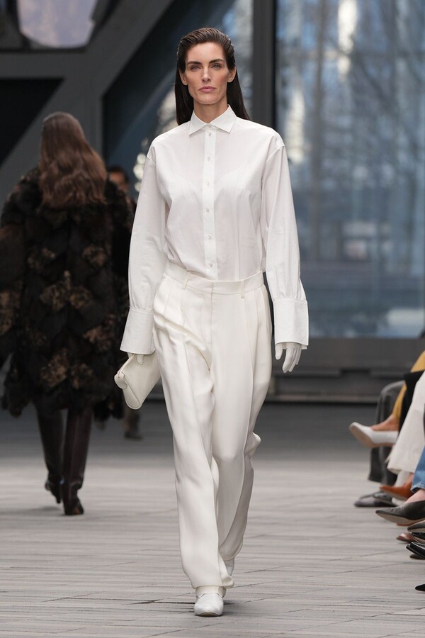 Calvin Klein Myytin ja Nykyisyyden V&auml;liss&auml;4