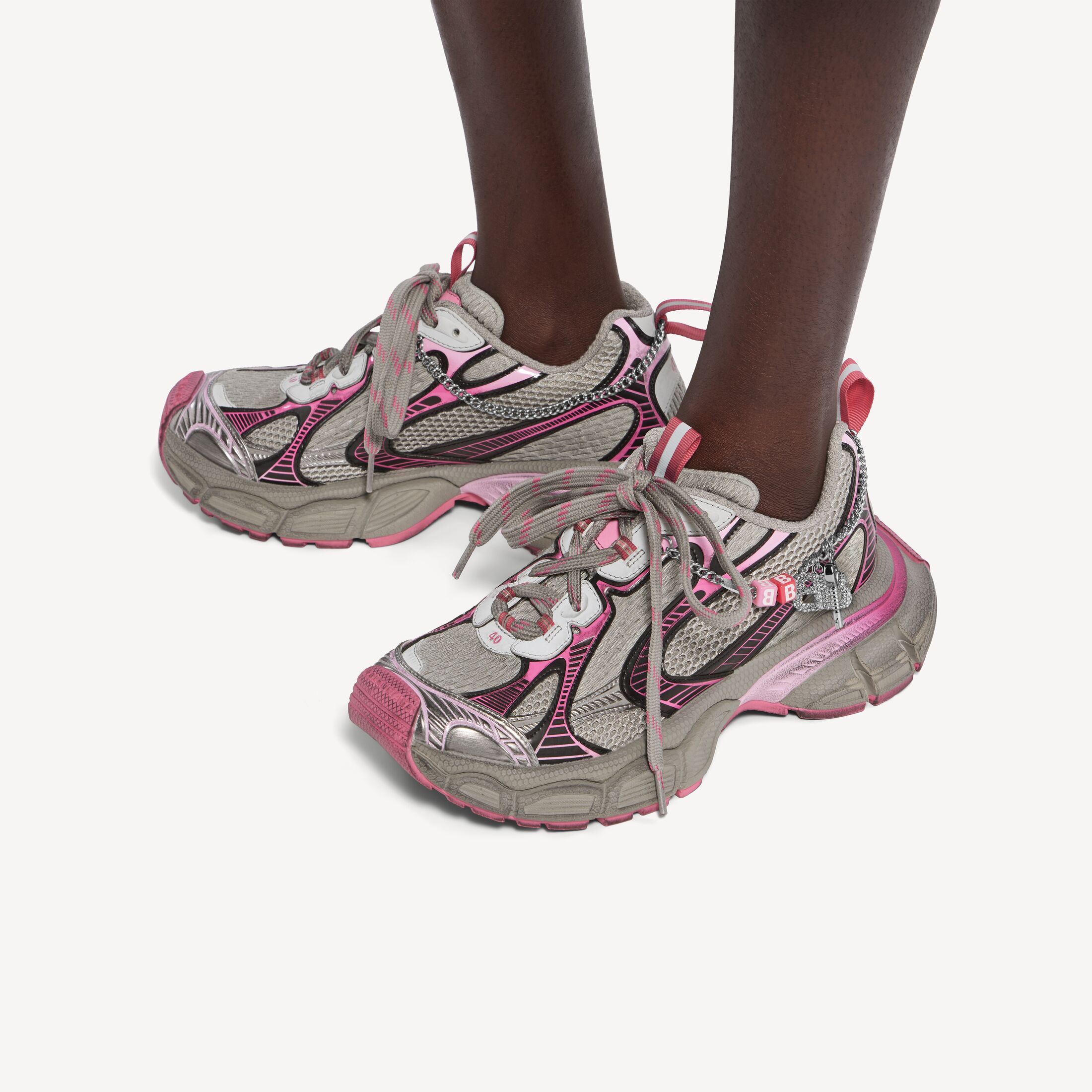 Balenciaga Keng&auml;t