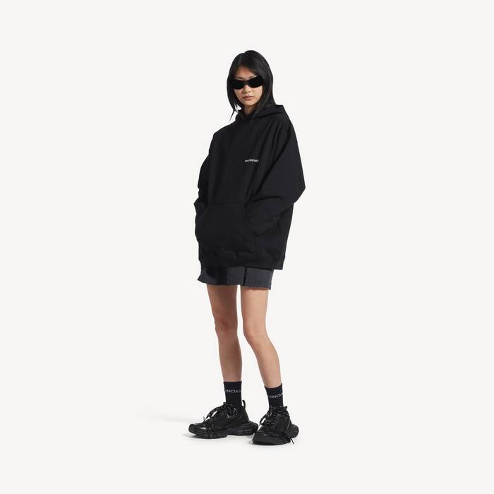Kuinka paljon Balenciaga-keng&auml;t maksavat