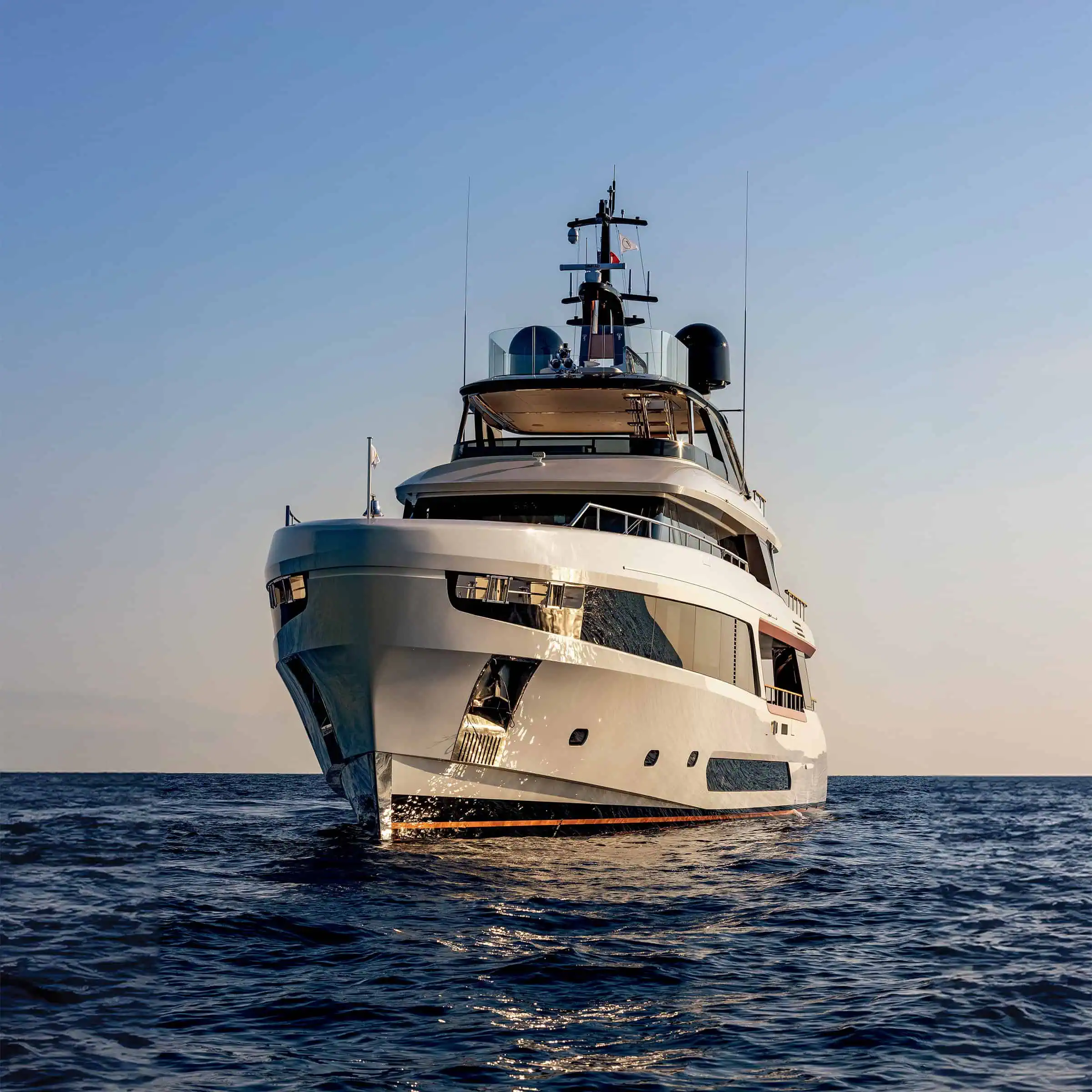 Mik&auml; on Benetti Motopanfilo 37 M