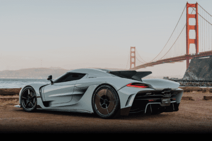 Uusi ennätys Koenigsegg Jesko Absolut