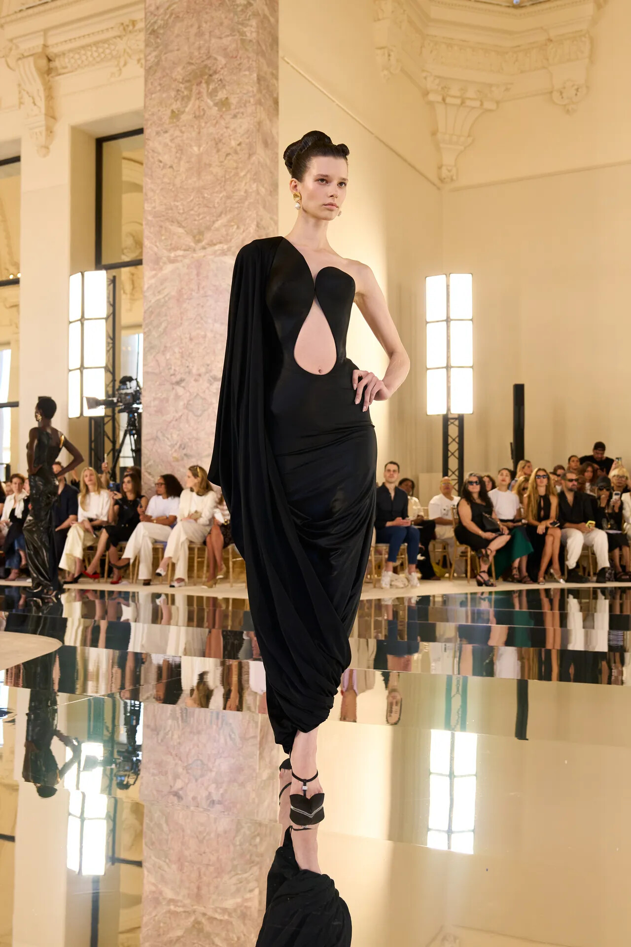 Haute Couture Schiaparelli
